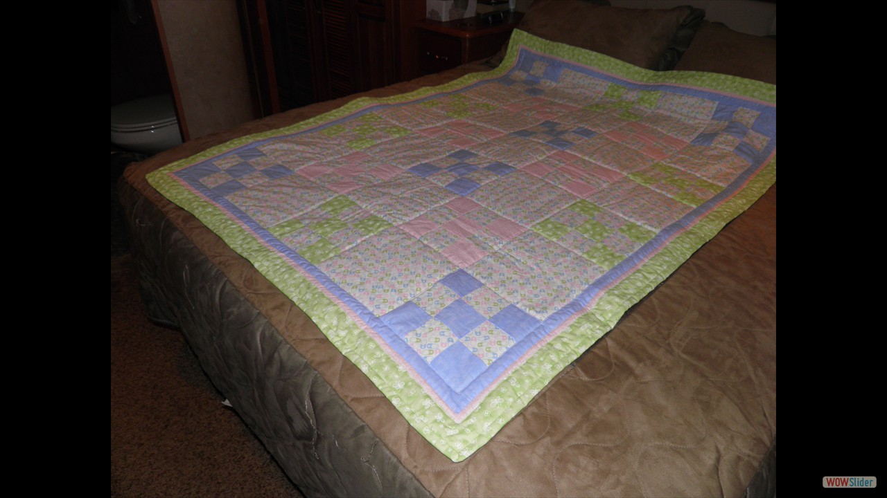 20120226 007 Kale Baby Quilt