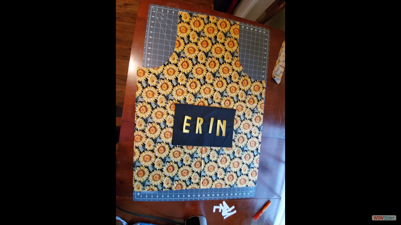20190808 Erin Apron